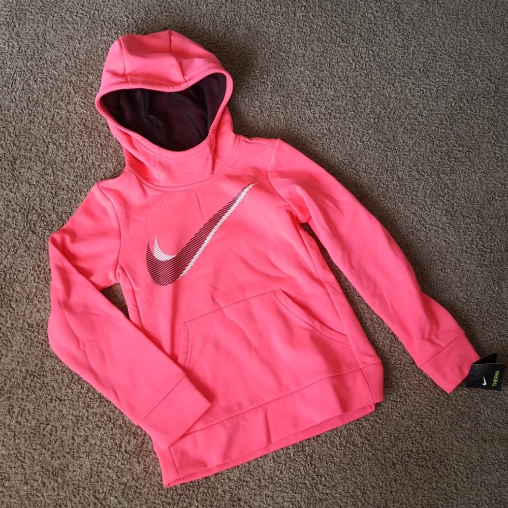 SOLD! NWT Nike Dri Fit Therma Hoodie Girls
